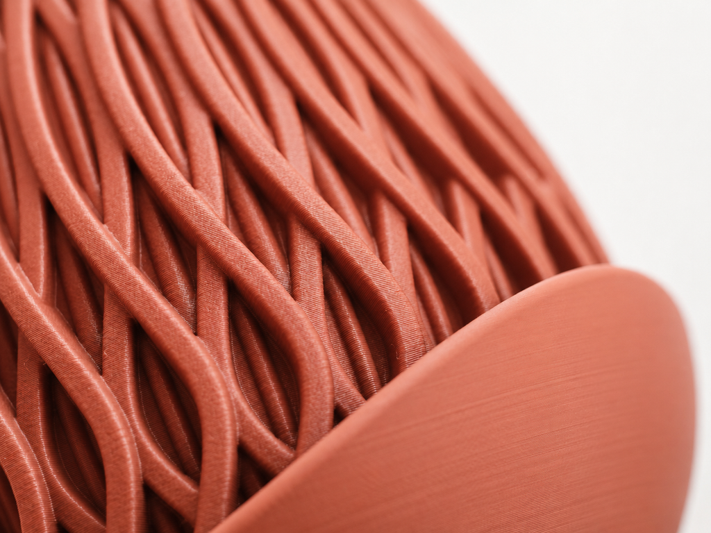 LYRA Pflanztopf mit Untersetzer – 3D-gedruckter Design-Übertopf mit Flechtstruktur