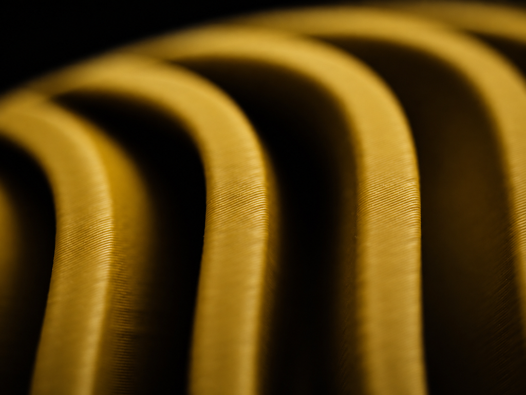 SENNA Pflanztopf – 3D-gedruckter Design-Übertopf mit geschwungener Rippenstruktur
